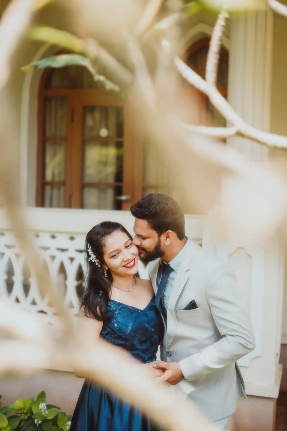 Omkar & Smita Photo 8