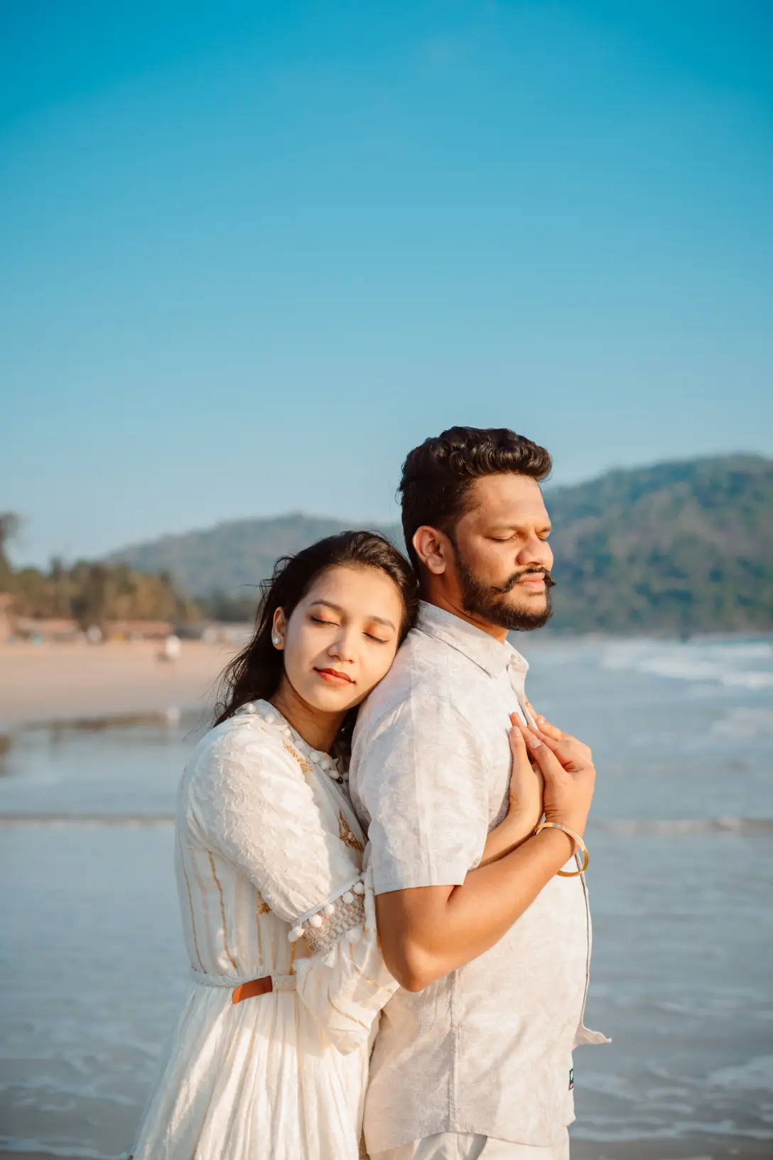 Omkar & Smita Photo 32
