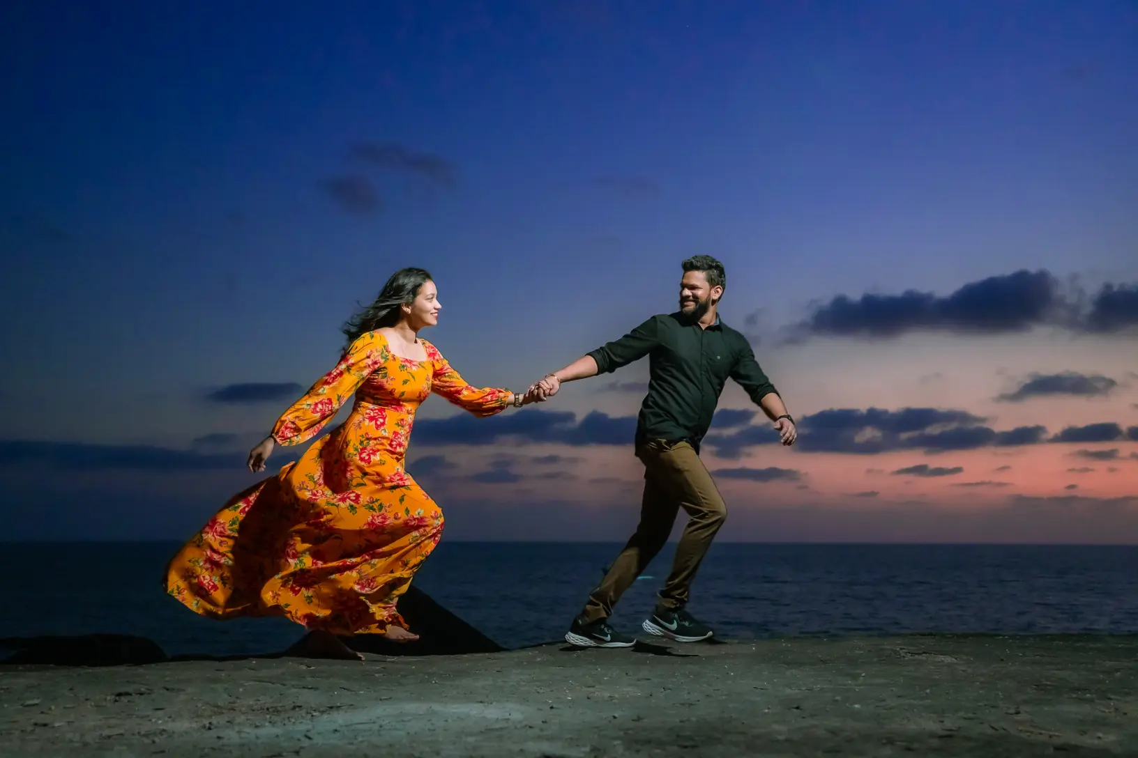 Omkar & Smita Photo 41