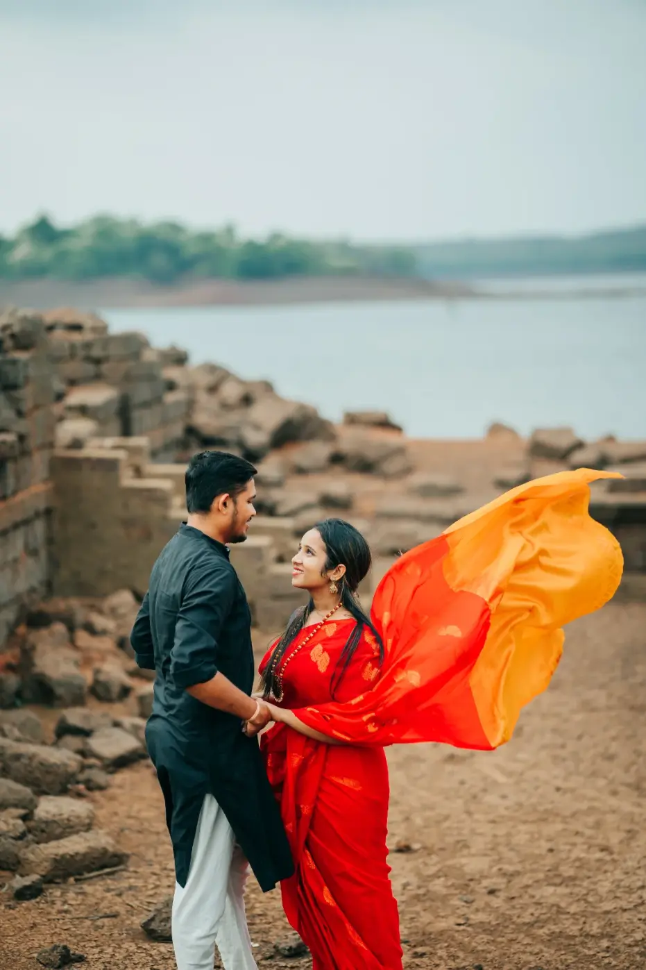 Rahul & Pratika Photo 3