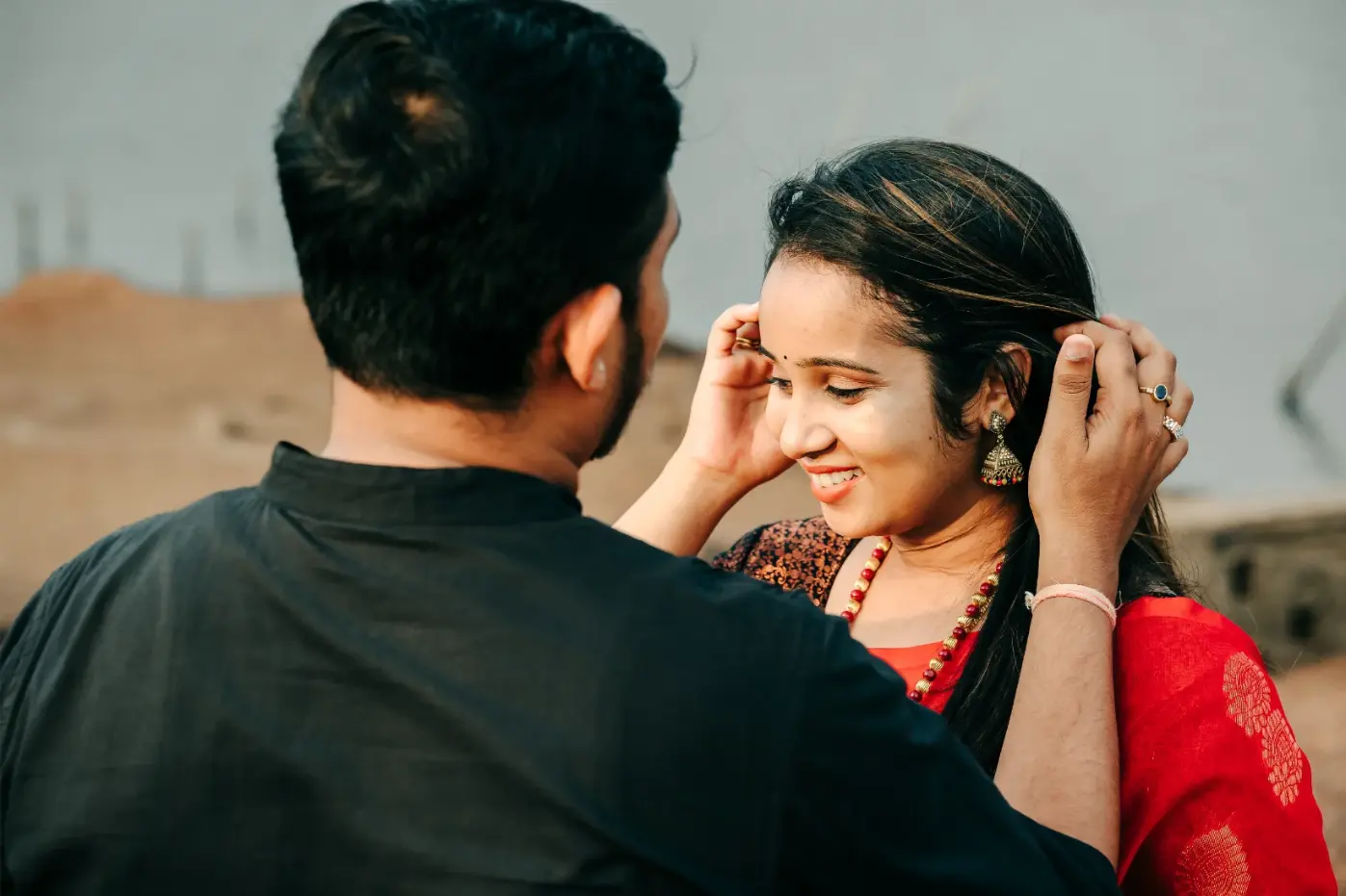 Rahul & Pratika Photo 9