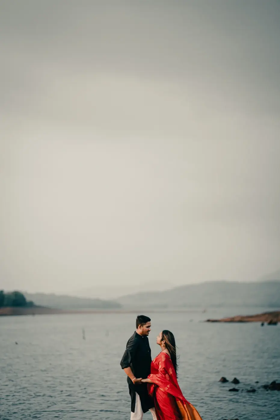 Rahul & Pratika Photo 16